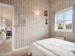 4 Person Holiday Home in Hemmet