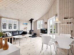 4 Person Holiday Home in Hemmet