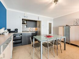 Apartment Near the Sea With Modern Comfort