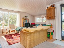 6 Person Holiday Home in Glesborg