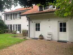 Charming Home w/ Garden