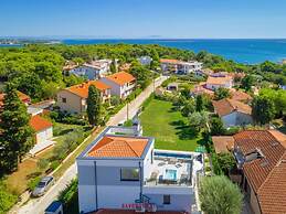 K Comfortable Holiday Residence
