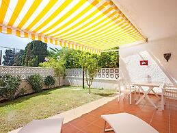 Belvilla by OYO Villa Costabellas