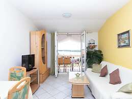 Tara Apt 3 Comfortable Holiday Residence