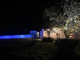 Beautiful Holiday Home With Swimming Pool