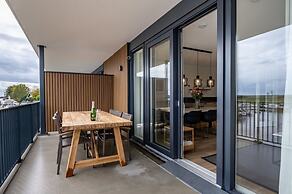 Apartment With Beautiful Views