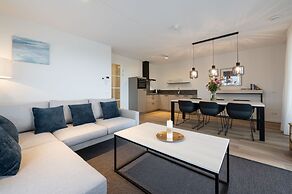 Apartment With Beautiful Views