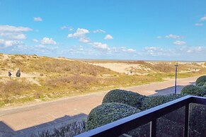 Apartment by Sea and Dunes With Terrace