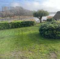 Schaal Lake Paradise