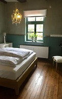 Nice Apartment in Brakel