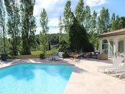 Luxe Villa With Pool in Lorgues