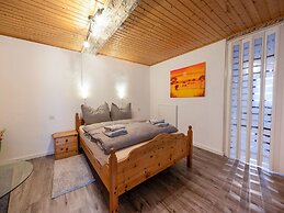 Serene Stay by the Moselle