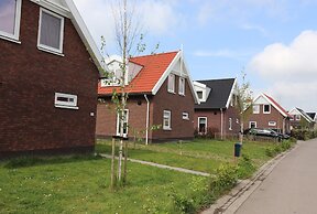 Beautiful Holiday Home With Sauna Near Rotterdam