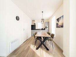Beautiful Holiday Home With Sauna Near Rotterdam