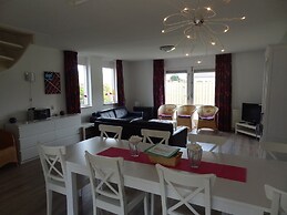 Spacious Holiday Home With Sauna Near Beach