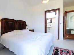 Spacious Hillstay, Piedmont