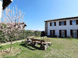 Spacious Hillstay, Piedmont