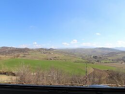 Spacious Hillstay, Piedmont
