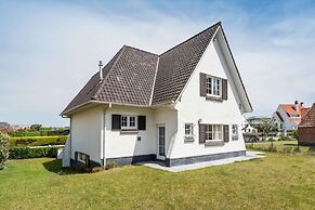 Villa in St-idesbald Near the Sea