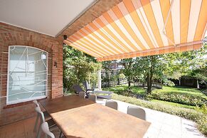 Villa in Koksijde With Sunny Garden