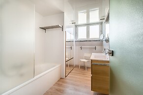 Villa in Koksijde With Sunny Garden