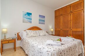 Filippi - Apartment In Es Mercadal. Free Wifi