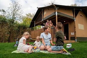 Glamping Tent by Lake De Rhederlaag