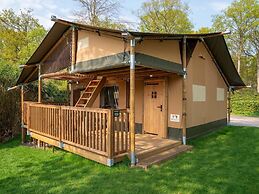 Glamping Tent by Lake De Rhederlaag