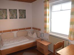Lakeside Comfort in Fussen