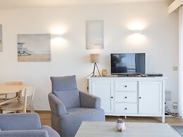 Corner Apartment With Phenomenal sea View