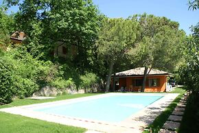 Bungalow in Garda Near Lake Garda & Vineyards