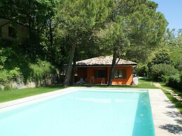 Bungalow in Garda Near Lake Garda & Vineyards