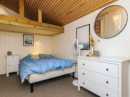 6 Person Holiday Home in Hojslev