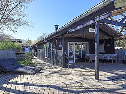 6 Person Holiday Home in Hojslev