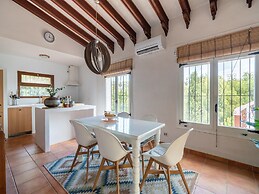 Luxury Home With Terrace