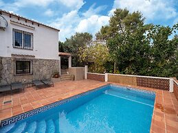 Luxury Home With Terrace