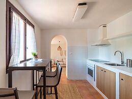 Luxury Home With Terrace