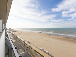 Apartment on the 9th Floor With sea View