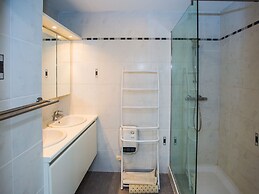 Apartment With 2 Bedrooms and 2 Bathrooms