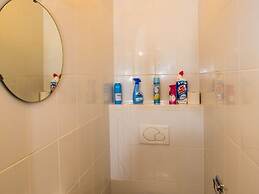 Apartment With 2 Bedrooms and 2 Bathrooms