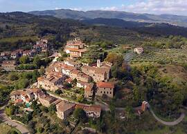 Tranquil Chianti Escape for 4