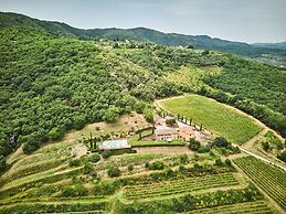 Tranquil Chianti Escape for 4