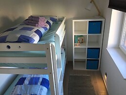 Ostbake Modern Retreat