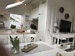 Hein Muck Modern Retreat