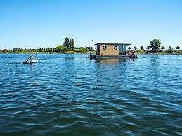 Nice Houseboat in Kinrooi for Rent