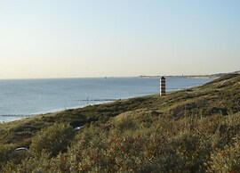 Holiday Home in Dishoek by the Beach