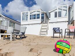 Holiday Home in Dishoek by the Beach