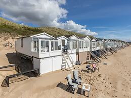 Holiday Home in Dishoek by the Beach