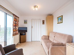 Cozy Studio on the 5th Floor With Terrace