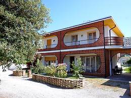 Relaxing Villa in Caorle for 8